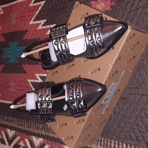 Mix No. 6 Stylish Metallic Women's Shoes with Buckle Detail